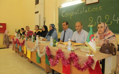 CEREMONIE DE REMISE DES PRIX AUX MAJORS DE PROMOTION DE LA FACULTE DES SCIENCES DE LA NATURE ET DE LA VIE